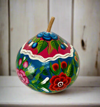 Load image into Gallery viewer, Beatiful Decorated Gourd from Olinalá - Pink/Blue
