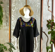 Load image into Gallery viewer, Beautiful Mexican Paloma Dress - Hand-embroidered -  M/L
