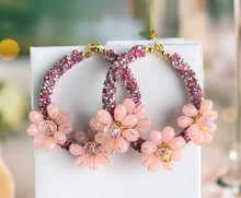 Load image into Gallery viewer, Beautiful Sparkling Earrings with Crystals

