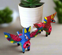 Load image into Gallery viewer, Hand-Made Small &quot;Pegasus&quot; Mexican Alebrije Figurine
