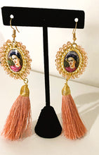 Load image into Gallery viewer, Artisanal Frida Kahlo Earrings With Tassel
