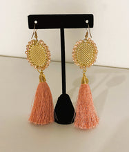 Load image into Gallery viewer, Artisanal Frida Kahlo Earrings With Tassel
