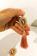 Load image into Gallery viewer, Artisanal Frida Kahlo Earrings With Tassel
