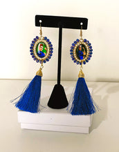 Load image into Gallery viewer, Artisanal Frida Kahlo Earrings With Tassel
