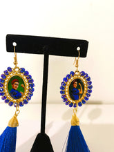 Load image into Gallery viewer, Artisanal Frida Kahlo Earrings With Tassel
