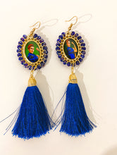 Load image into Gallery viewer, Artisanal Frida Kahlo Earrings With Tassel
