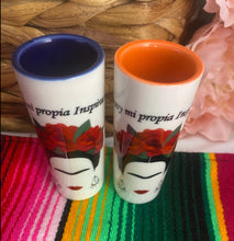 Load image into Gallery viewer, &quot;Yo soy mi propia inspiracion&quot; - Frida Kahlo Shot-Glass
