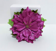 Load image into Gallery viewer, Flor Con Peineta/Flower Ornamental Comb/Mexican Hair Piece
