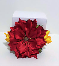 Load image into Gallery viewer, Flor Con Peineta/Flower Ornamental Comb/Mexican Hair Piece
