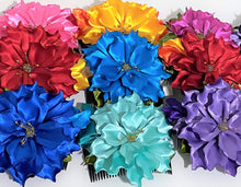 Load image into Gallery viewer, Flor Con Peineta/Flower Ornamental Comb/Mexican Hair Piece
