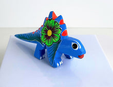 Load image into Gallery viewer, Small Alebrije Figurine
