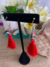 Load image into Gallery viewer, Hand-Made Alebrije Hummingbird
