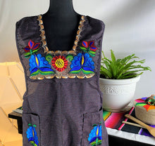 Load image into Gallery viewer, Nana/Grandma - Mexican Artisanal Apron
