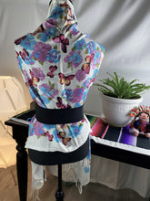 Load image into Gallery viewer, Floral Scarf With Butterflies
