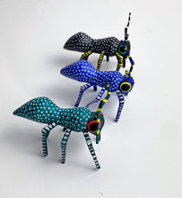 Load image into Gallery viewer, Authentic Mexican Small &quot;Ant&quot; Alebrije
