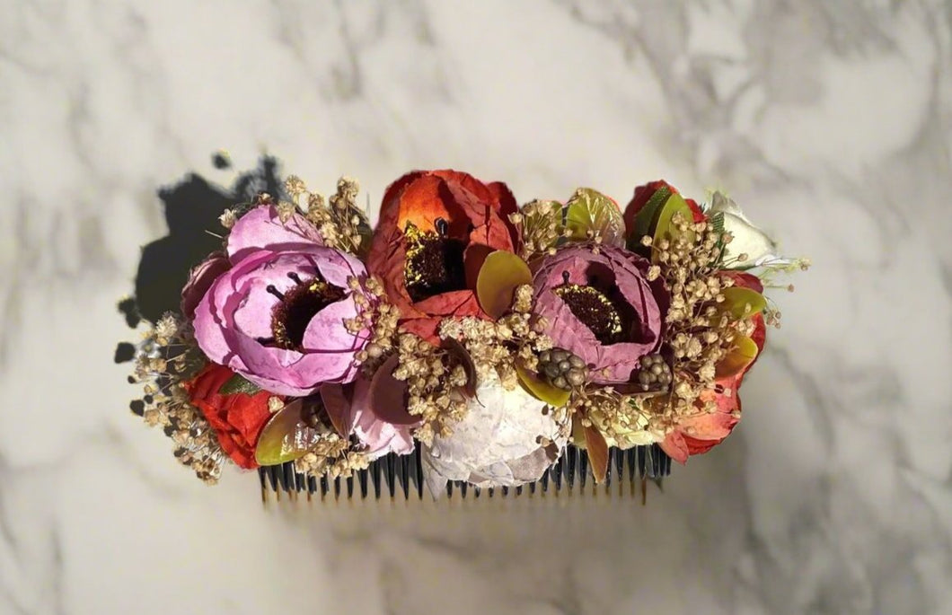 Peineta Con Rosas/Ornamental Comb With Roses/Mexican Hair Piece